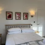 Holiday home Alana Bay, The Bay, 2 Bedrooms With Ensuites, Parking, Enclosed Deck, Meadows Location, 2 Dogs Welcome