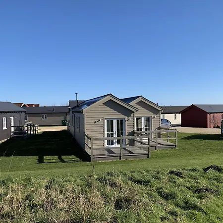 Alana Bay - The Bay Filey, Sleeps 4-5, 2 Dogs Welcome For Free Tatil Evi